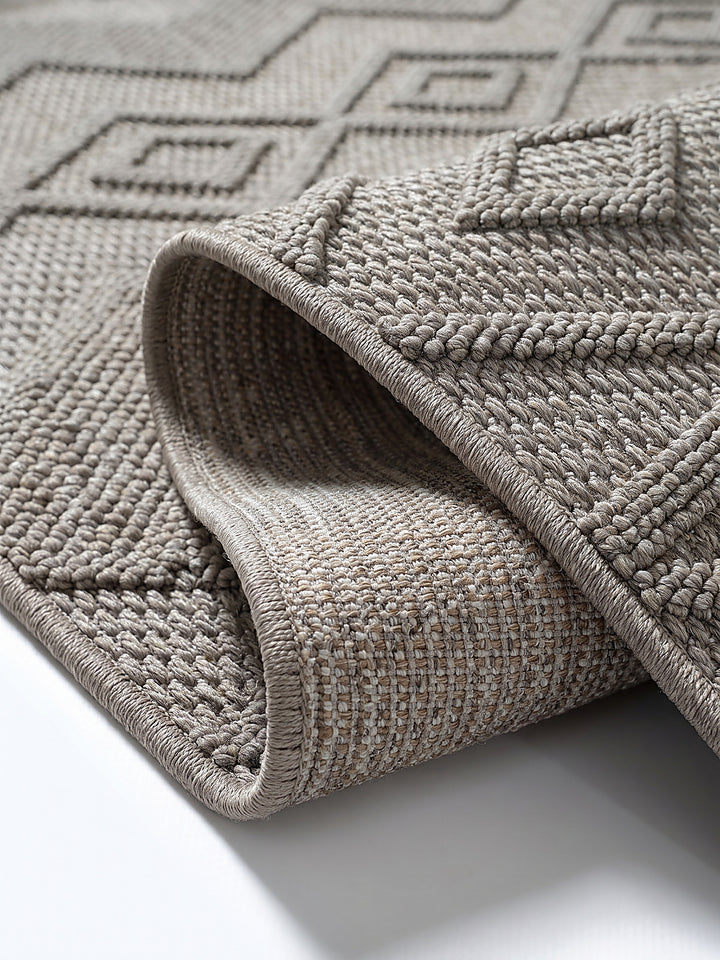 Teppich Beige Kante Verarbeitung_