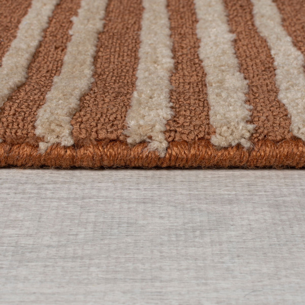 Kurzflor Teppich Geometrisches Labyrinth-Muster Terrakotta 12mm Florhöhe Woll-Look Läufer