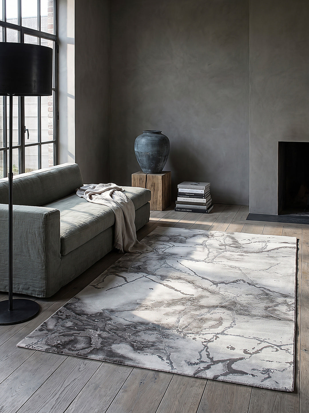 Teppich Grau rechteckig Editorial Styling_