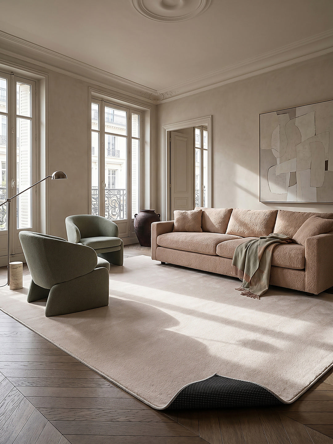 Teppich Beige rechteckig im modernen Wohnzimmer_