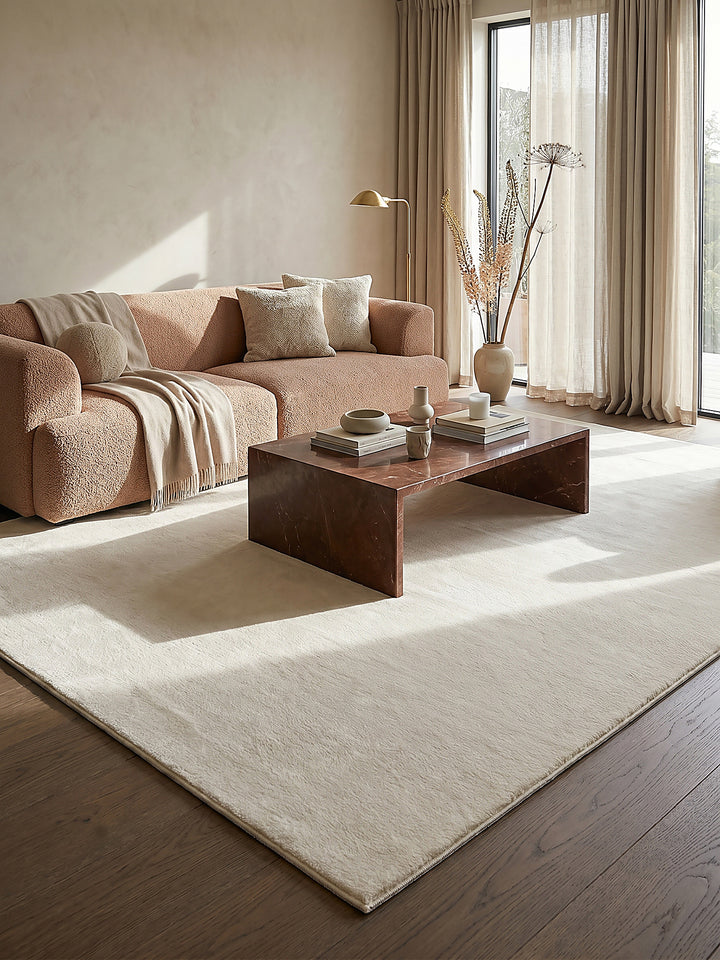 Teppich Creme rund im modernen Wohnzimmer_