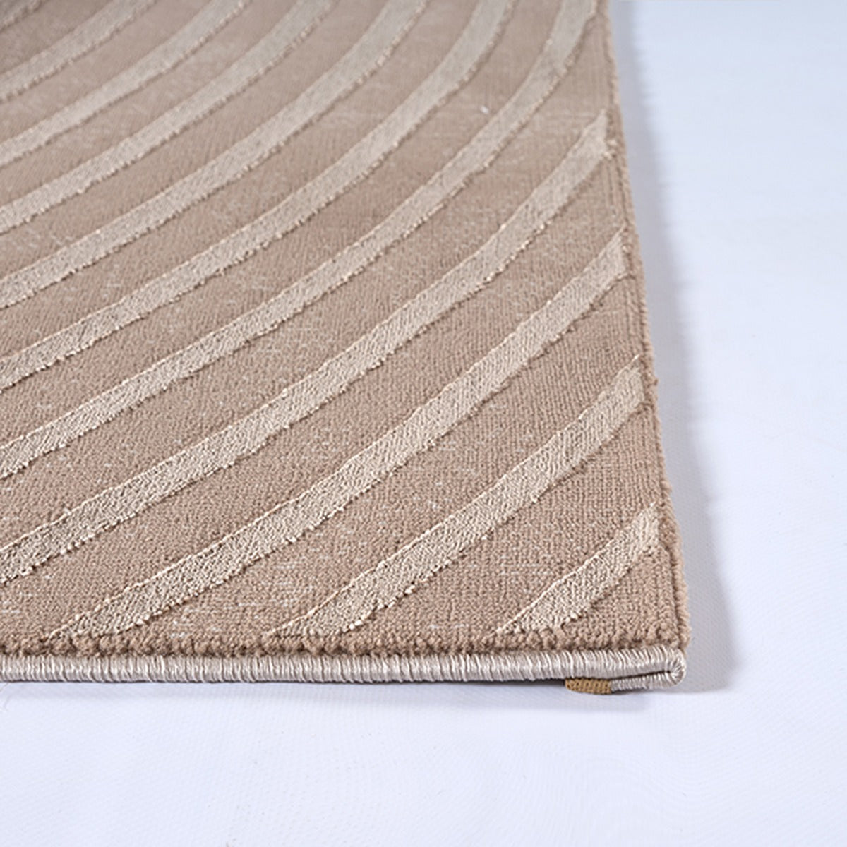 Kurzflor Teppich Taupe Geometrisch als Blickfang der Raumgestaltung Polyester Kollektion ERESMA_