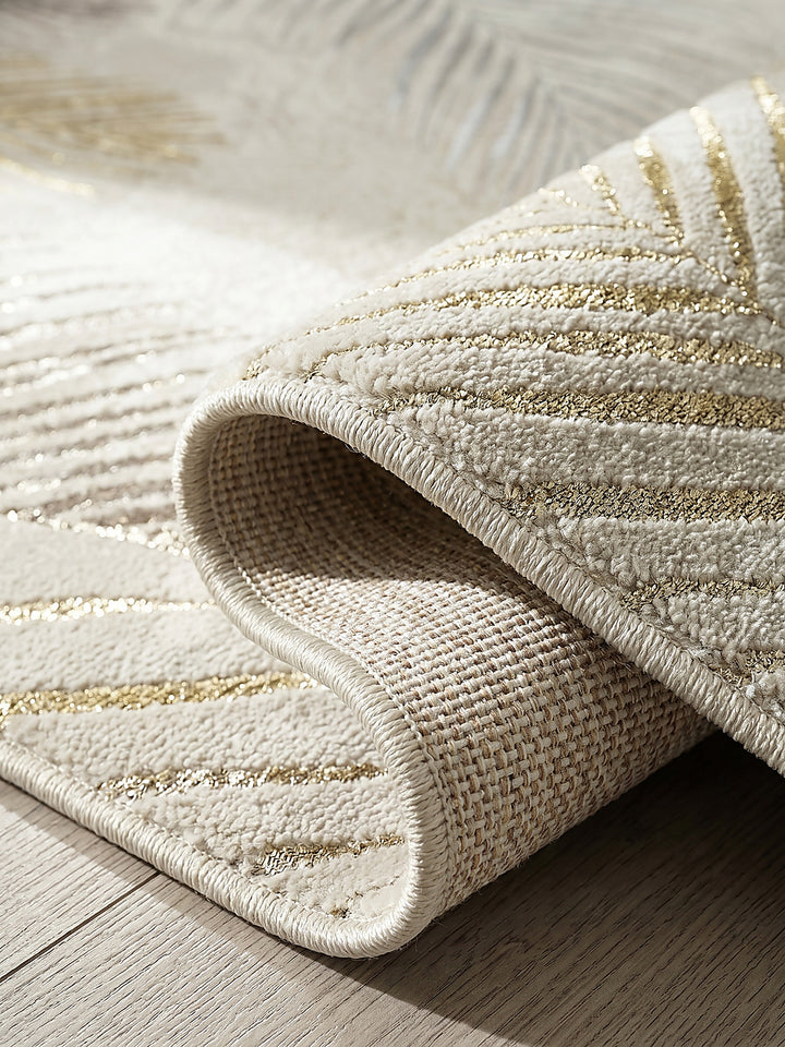 Teppich Creme Kante Verarbeitung_