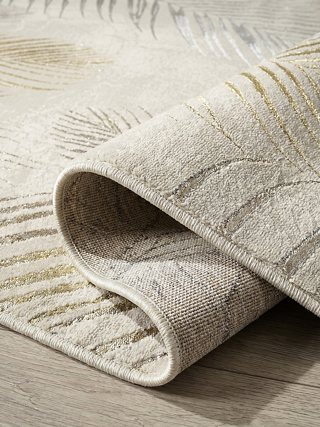 Teppich Creme Kante Verarbeitung_
