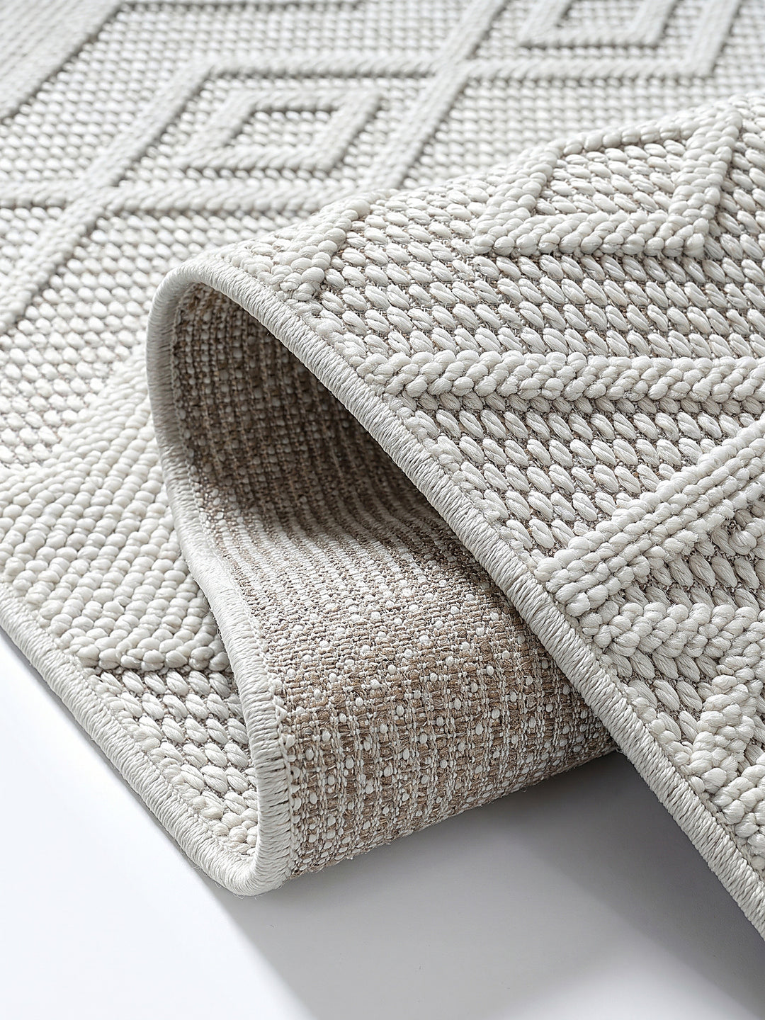 Teppich Creme Kante Verarbeitung_