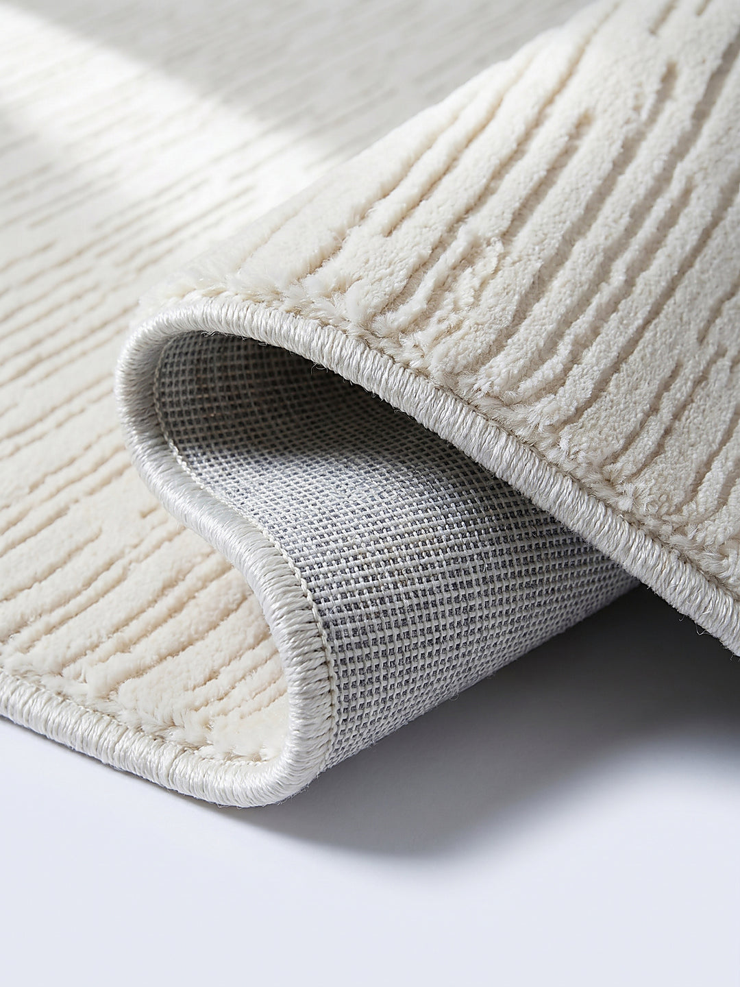 Teppich Creme Kante Verarbeitung_