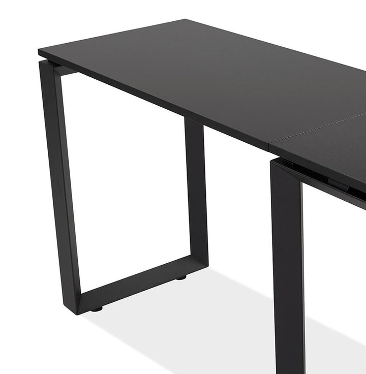 Arbeitstisch in L-Form - Schwarz - 170x160cm Fläche - robuste Konstruktion - perfekt für moderne Büroeinrichtungen und kreative Workspaces - Kadima Design_