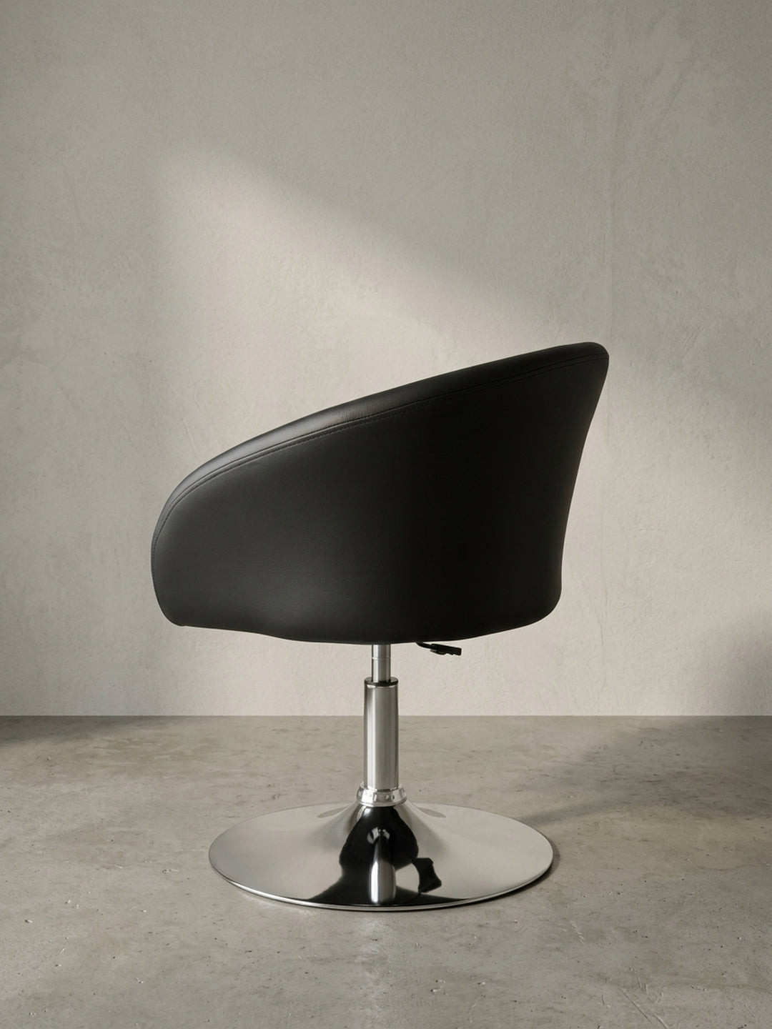 Lounge- &amp; Cocktailsessel Eiche Massivholz schwarz 62x55x84 cm robust langlebig mit Höhenverstellung und Drehfunktion Möbel Wohnen Design Einrichtung modern Premium Arbeitszimmer Interior_