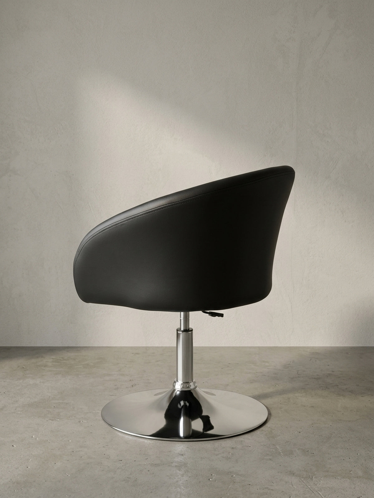 Lounge- &amp; Cocktailsessel Eiche Massivholz schwarz 62x55x84 cm robust langlebig mit Höhenverstellung und Drehfunktion Möbel Wohnen Design Einrichtung modern Premium Arbeitszimmer Interior_