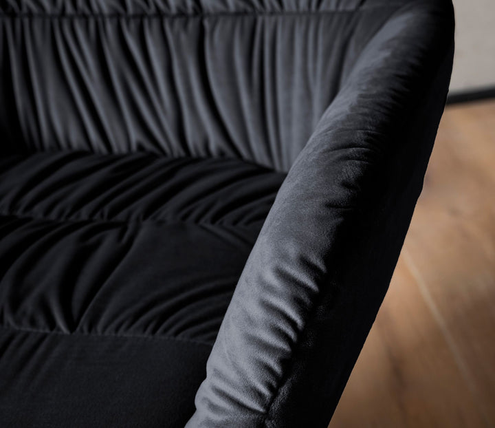 Loungesessel Samt mit Armlehnen und Metallgestell, gepolsterter Schalensitz, Beige 64x68x74 cm