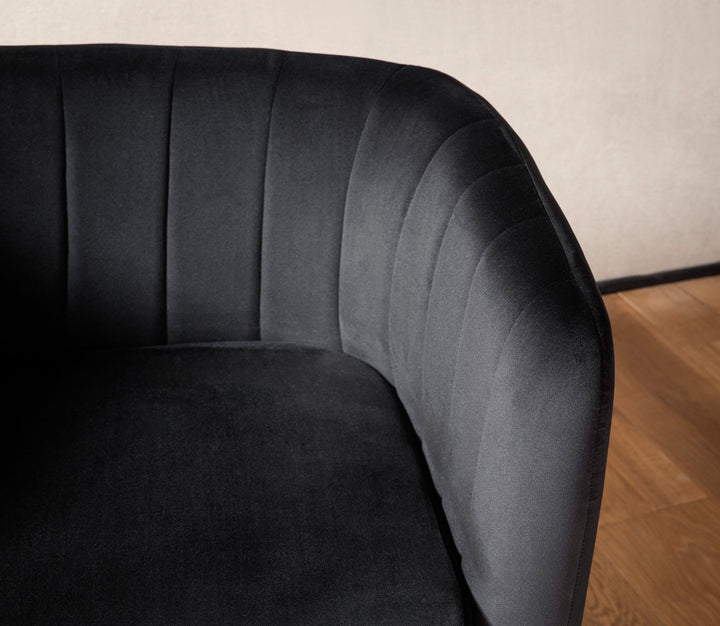Loungesessel Samt Schwarz mit Metallgestell und Armlehnen