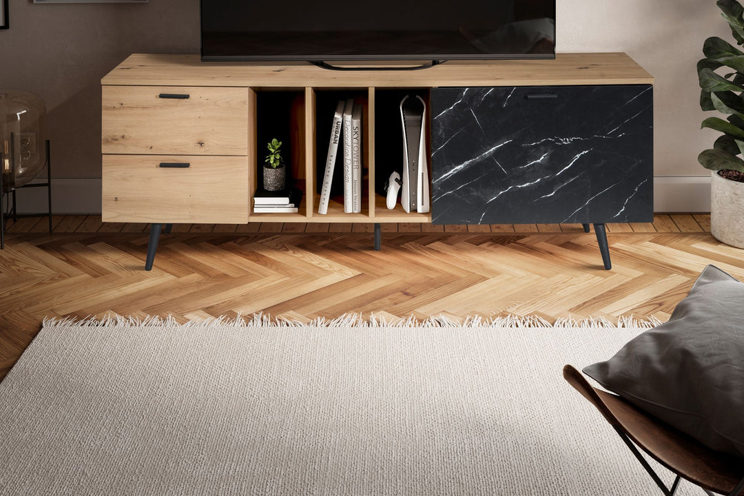 TV-Lowboard mit Eiche-Dekor, Tür und Schubladen, kompakte Aufteilung