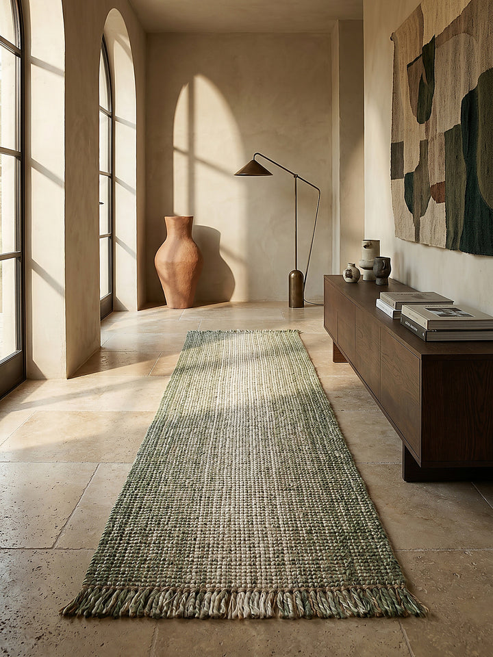 Teppich Grün Läufer im modernen Wohnzimmer_