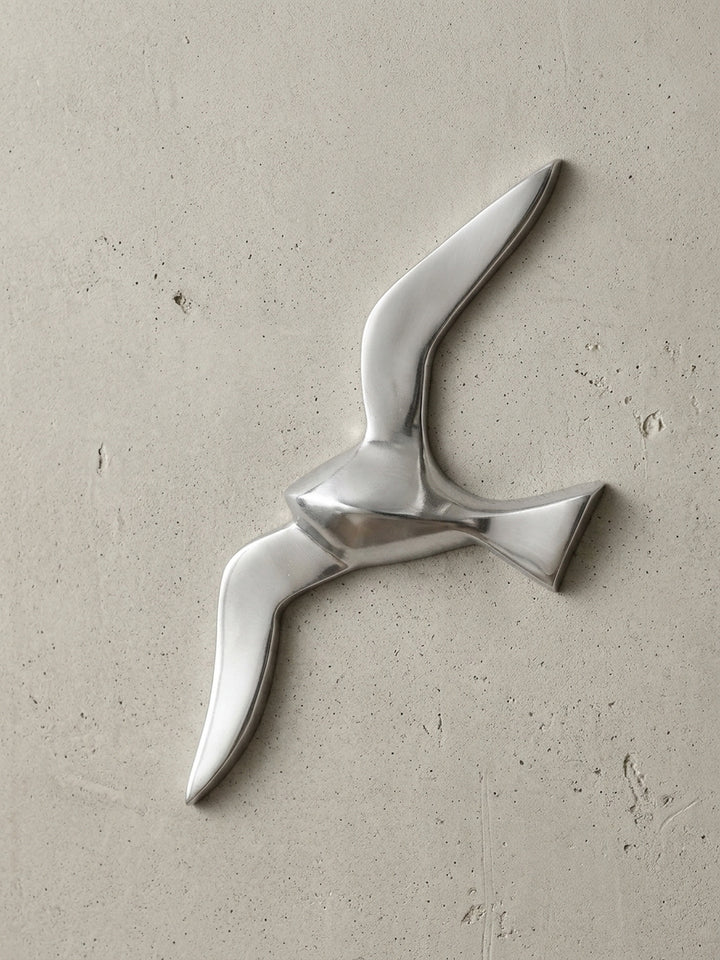 Seitenansicht Aluminium poliert hochwertig mit sichtbarer Materialstärke und Konstruktionsdetails 30x3x13 cm_