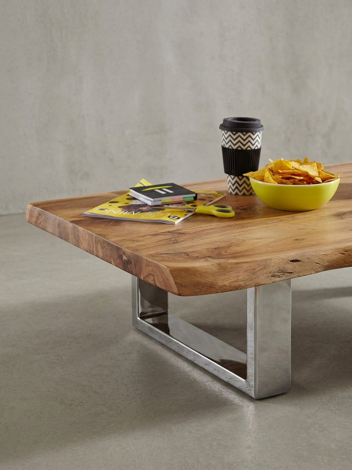 Technische Zeichnung des Couchtisches mit genauen Maßangaben: 115 cm Breite, 58 cm Tiefe und eine niedrige Höhe von 25 cm. Perfekt für die Planung der Wohnzimmereinrichtung._