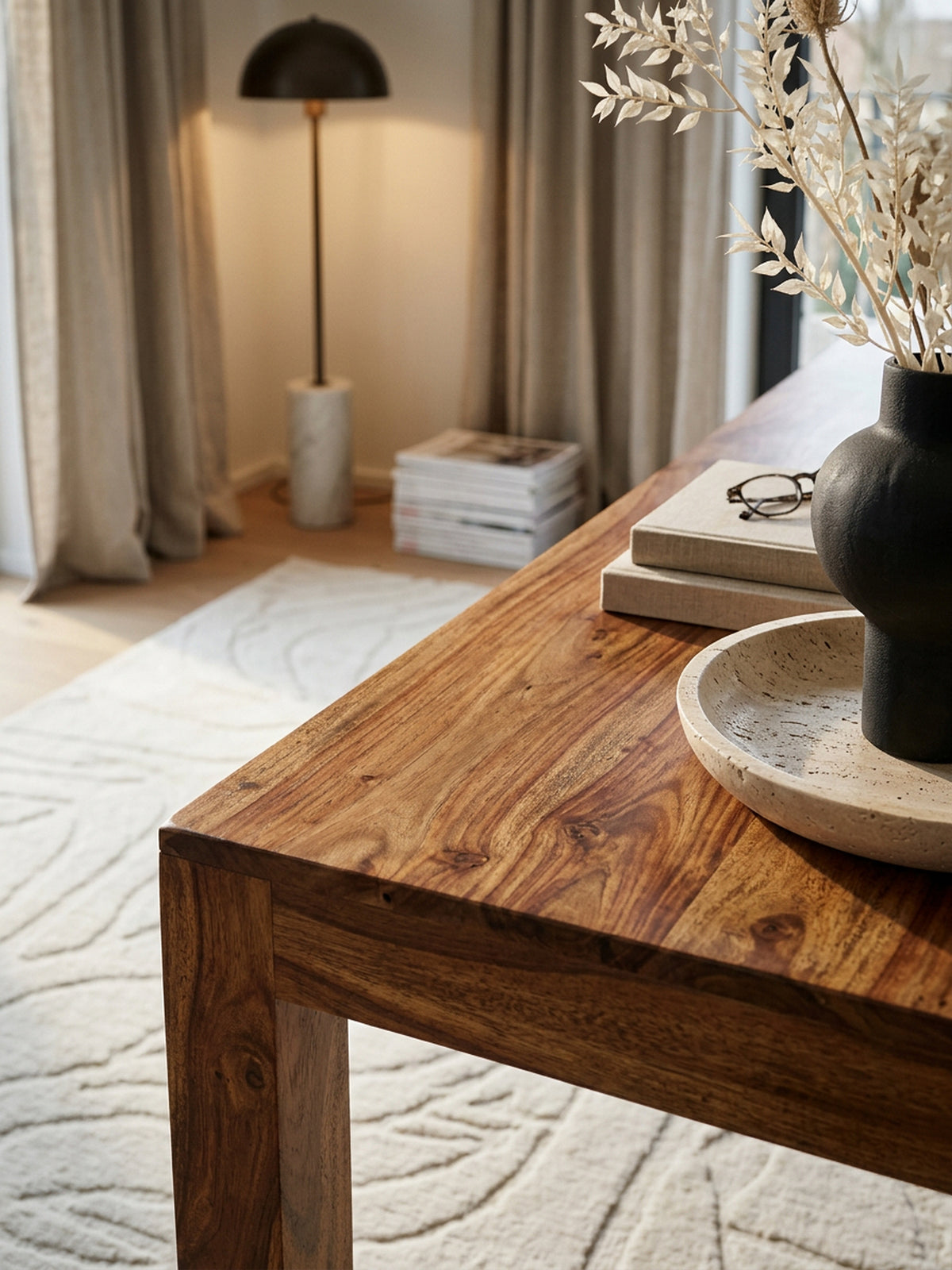 Eleganter Holztisch aus Sheesham Massiv - 160 cm Länge - handgefertigt mit Naturmaserung für Esszimmer von Kadima Design
