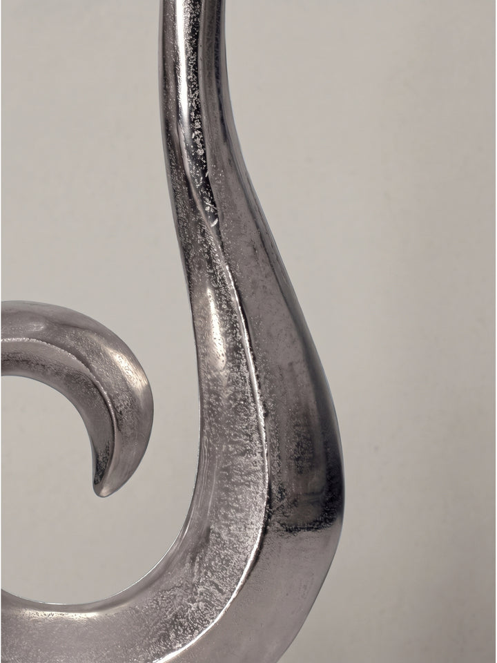 Gesamtansicht der modernen Tischvase aus massivem Aluminium in Silber als elegantes Dekorationsobjekt._
