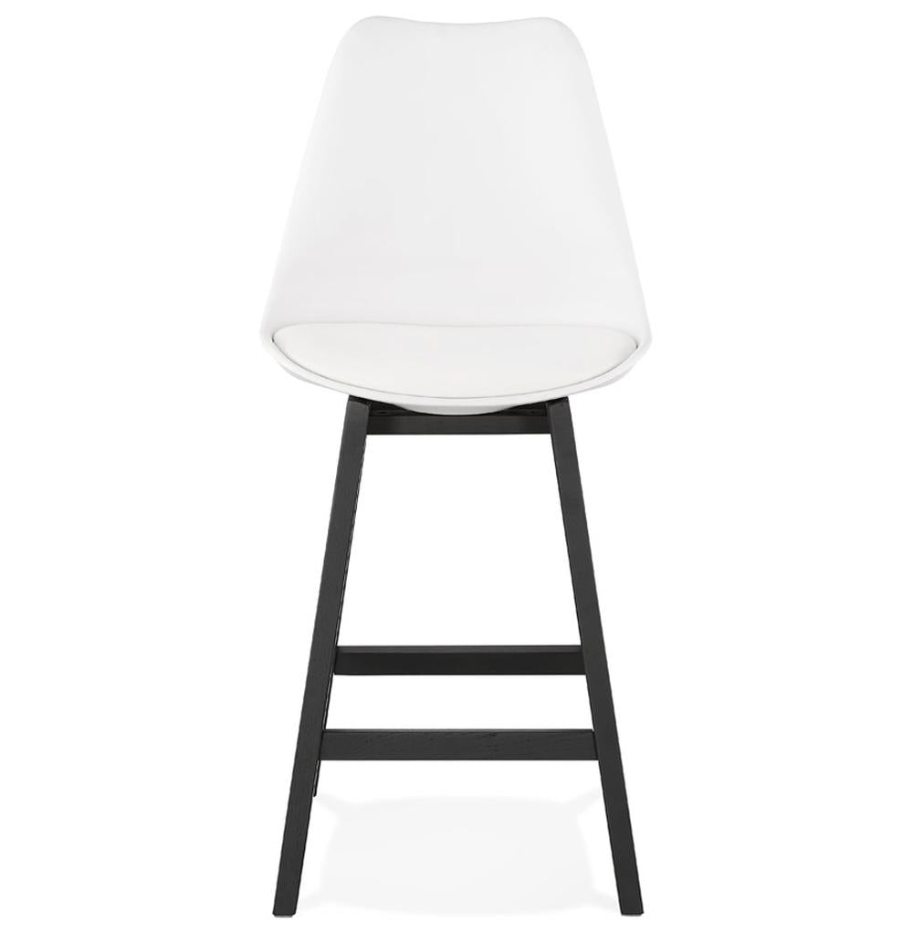 Küchenhocker Detailansicht - 3 cm Polsterung - kontrastreiche Optik - ideal für moderne Essbereiche_