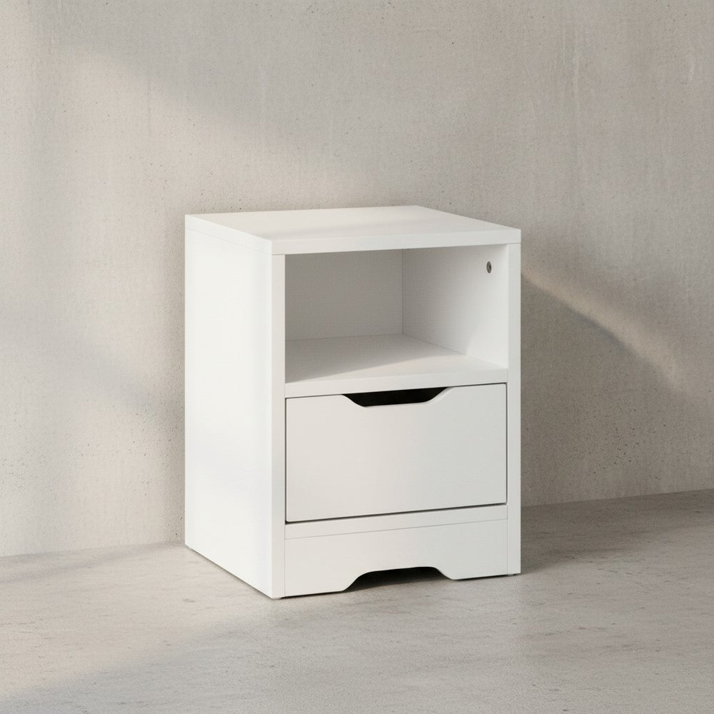 Moderne Nachtkonsole ILM_ 31x43x31 cm_ geräumige Schublade_ Regalfach_ Melaminharzbeschichtung_ kratzfest_ wasserabweisend_ Spanplatte - KADIMA DESIGN_Farbe_ Weiß_ Größe_ 31x31x43 cm_