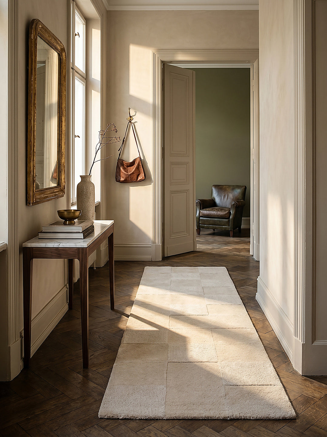 Teppich Beige Läufer im modernen Wohnzimmer Einrichtungsidee_