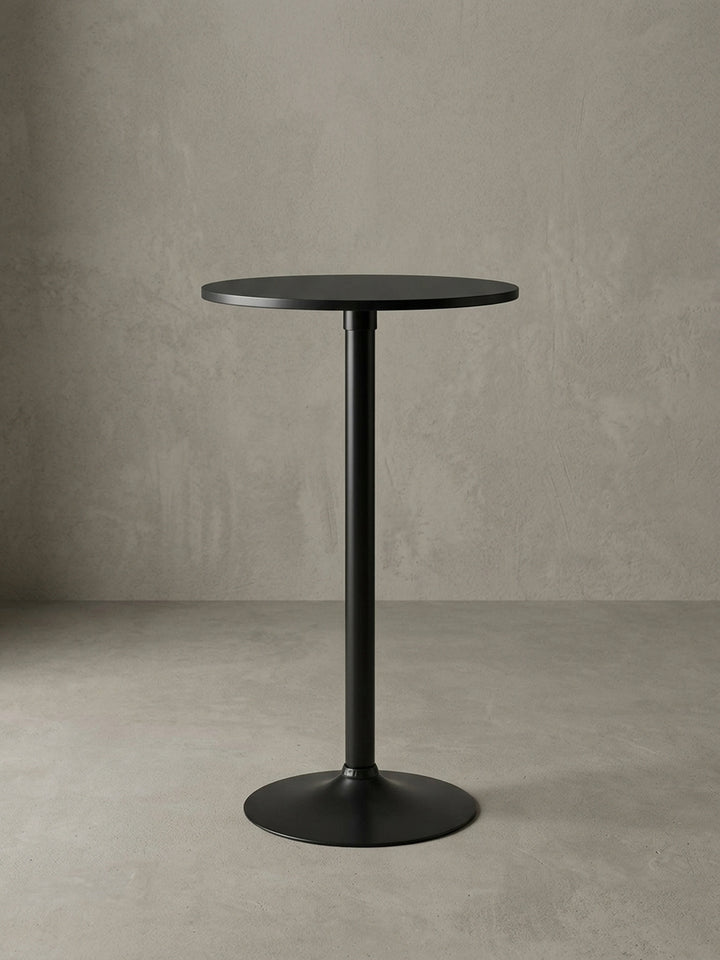Moderner Bartisch in Schwarz, 100 cm hoch, mit rundem MDF-Top und stabilem Metall-Trompetenfuß, freigestellt vor weißem Hintergrund._