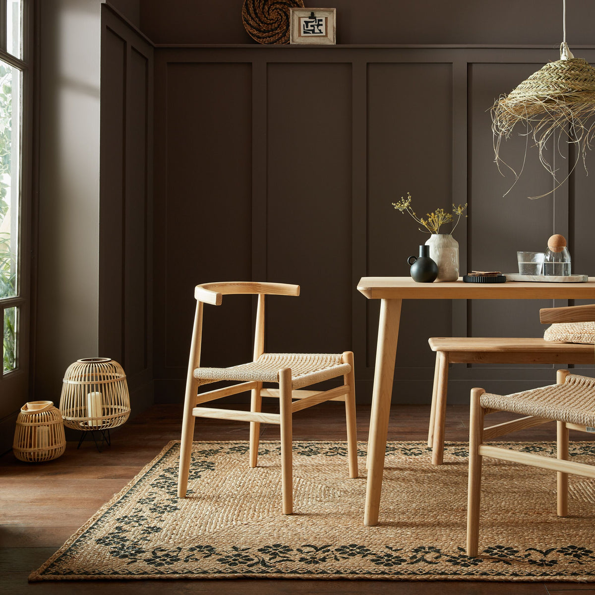Jute-Teppich mit floralem Druck_Braun-Schwarz_Rechteckig_