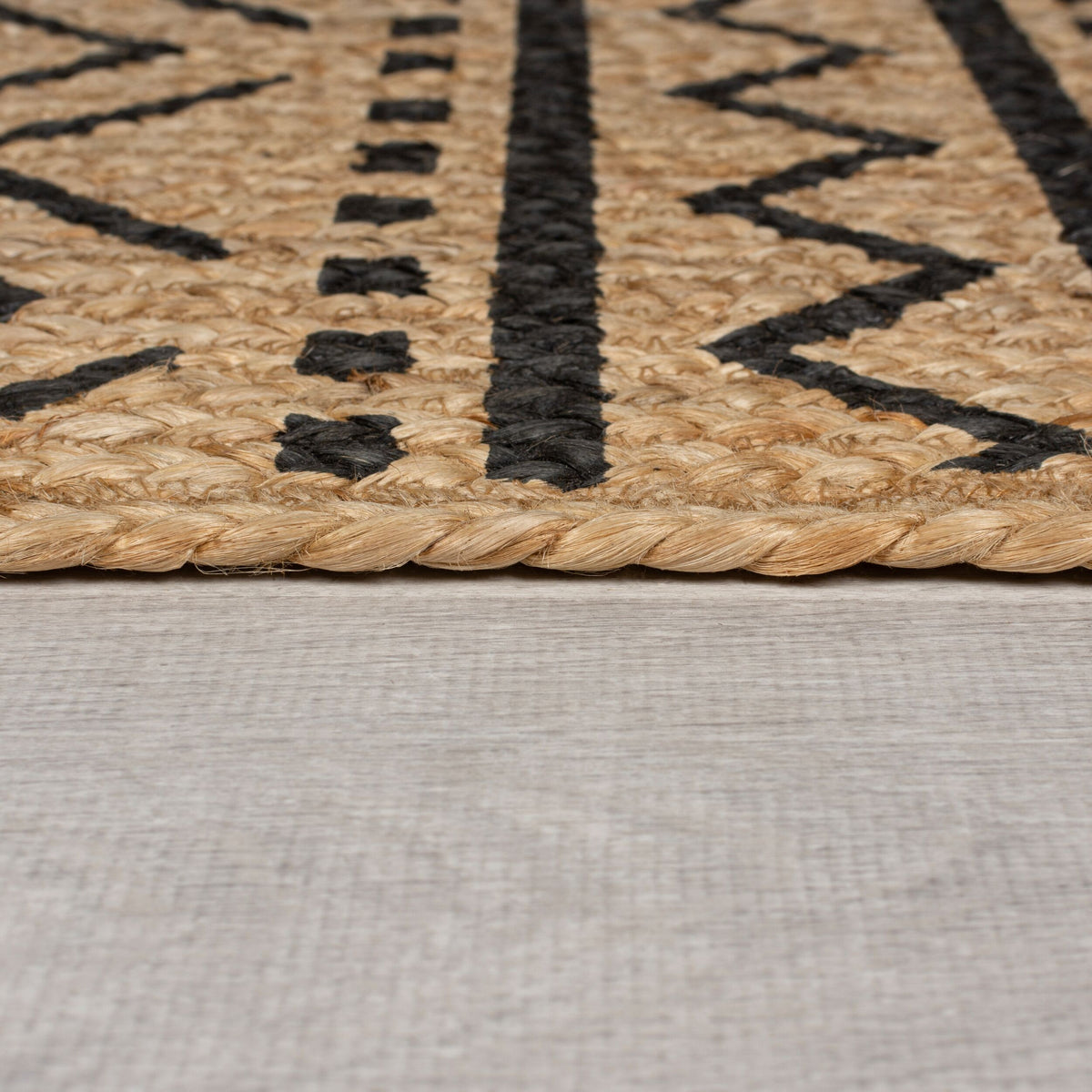 Teppich Jute Geometrisch-Design - NEATH SCOTT - Braun-Schwarz 80x150 cm_Rechteckig_