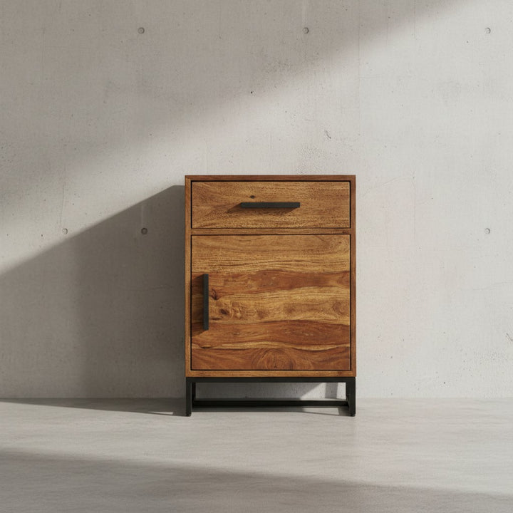 Nachtkonsole aus Sheeshamholz_ pulverbeschichtetes Eisen_ Industrial-Style_ Schublade und Türfach - KADIMA DESIGN_Größe_ 45x35x65 cm_