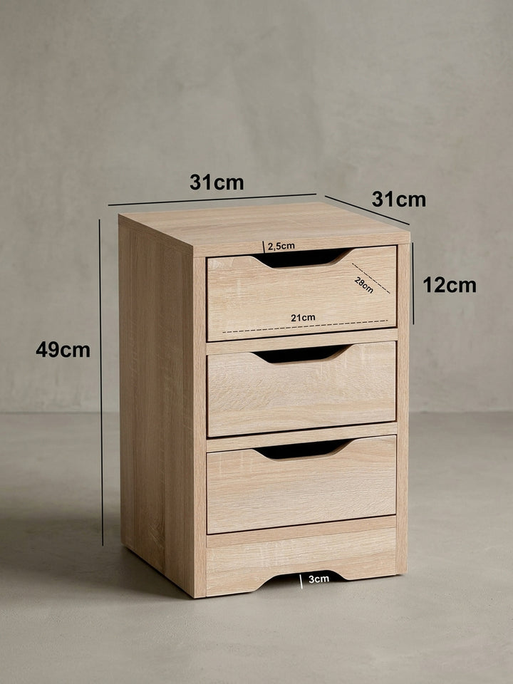 Rückwärtige Detailansicht der Bettkommode, die die saubere Verarbeitung der Spanplatten und die stabilen Kantenabschlussleisten des 49 cm hohen Beimöbels optimal dokumentiert._
