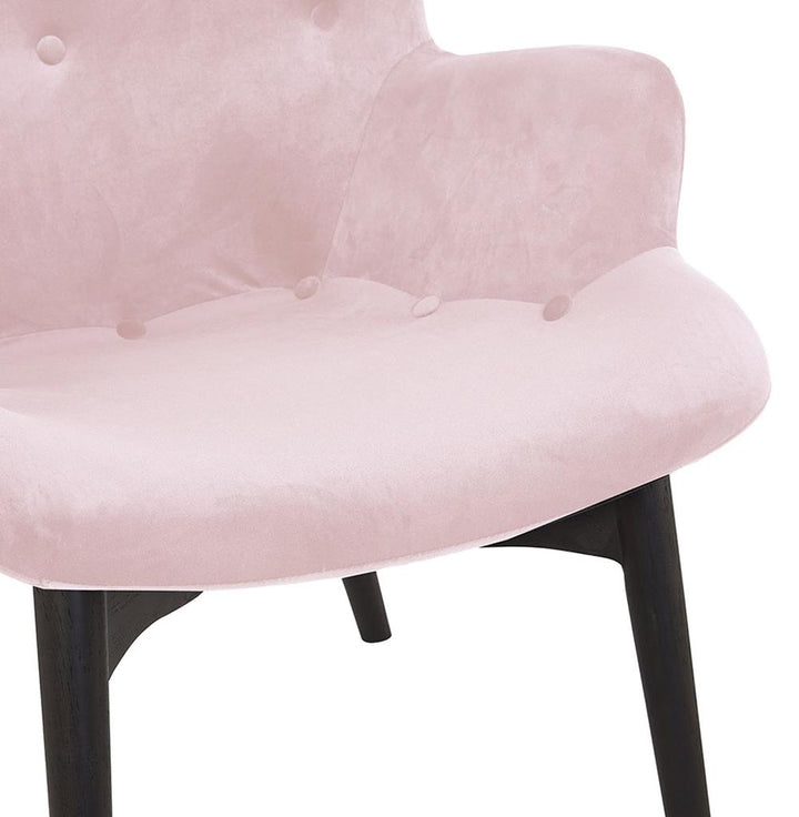 Vintage Ohrensessel in Rosa - komfortabler Polstersessel mit schwarzen Holzbeinen für moderne Einrichtung von Kadima Design_