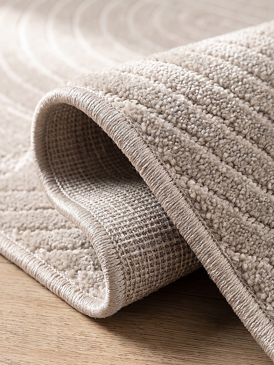 Teppich Beige Kante Verarbeitung_
