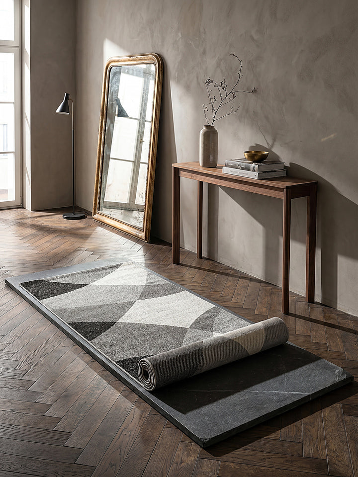 Teppich Grau Läufer Editorial Styling_