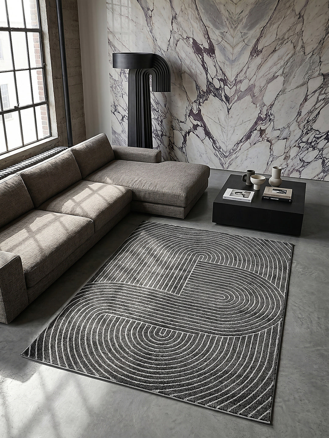 Teppich Anthrazit rechteckig Editorial Styling_