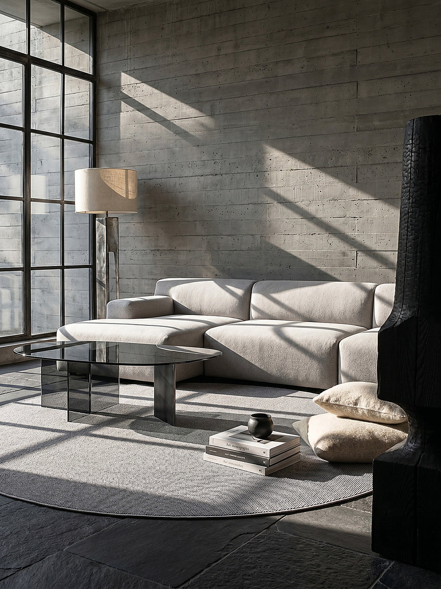 Teppich Grau rund im modernen Wohnzimmer_