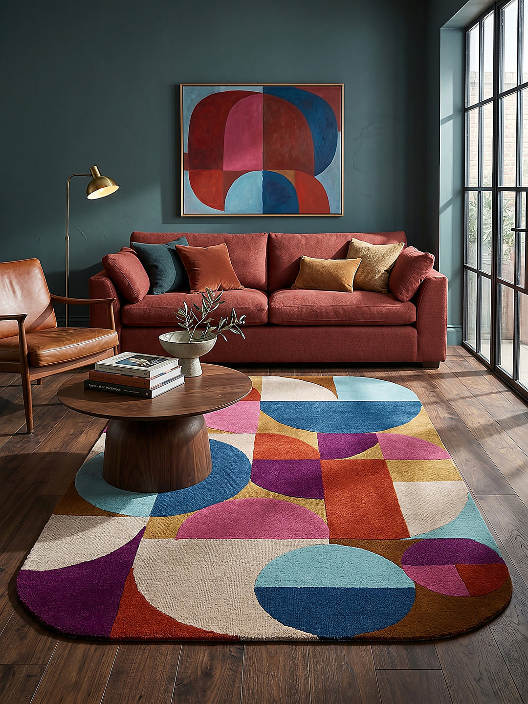 Teppich Multicolor-Rosa rechteckig Editorial Interior als Designobjekt drapiert hochwertige Wohnaccessoires_