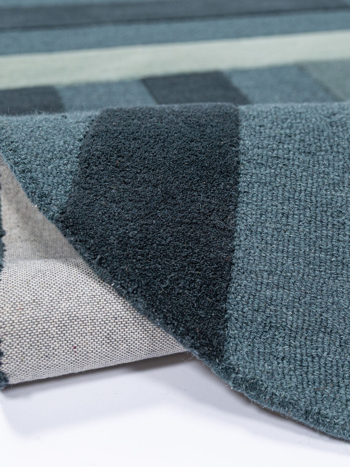 Teppich Blau WOOL Einrichtung Wohnidee Bodenbelag LUNAN_