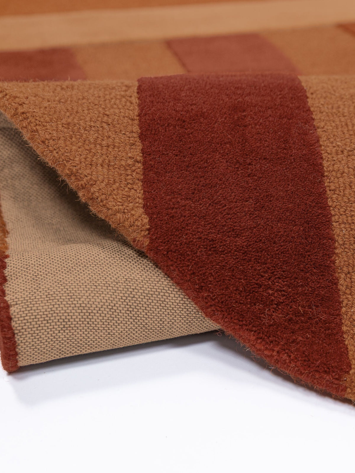Teppich Terrakotta Wool Einrichtung Wohnidee Bodenbelag LUNAN_