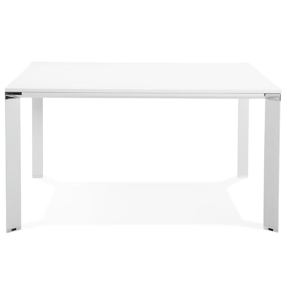 Bürotisch Detailansicht - Robuste Tischplatte - 74-6 cm Höhe - ergonomisches Design für optimalen Arbeitskomfort - vielseitig einsetzbar - Kadima Design_