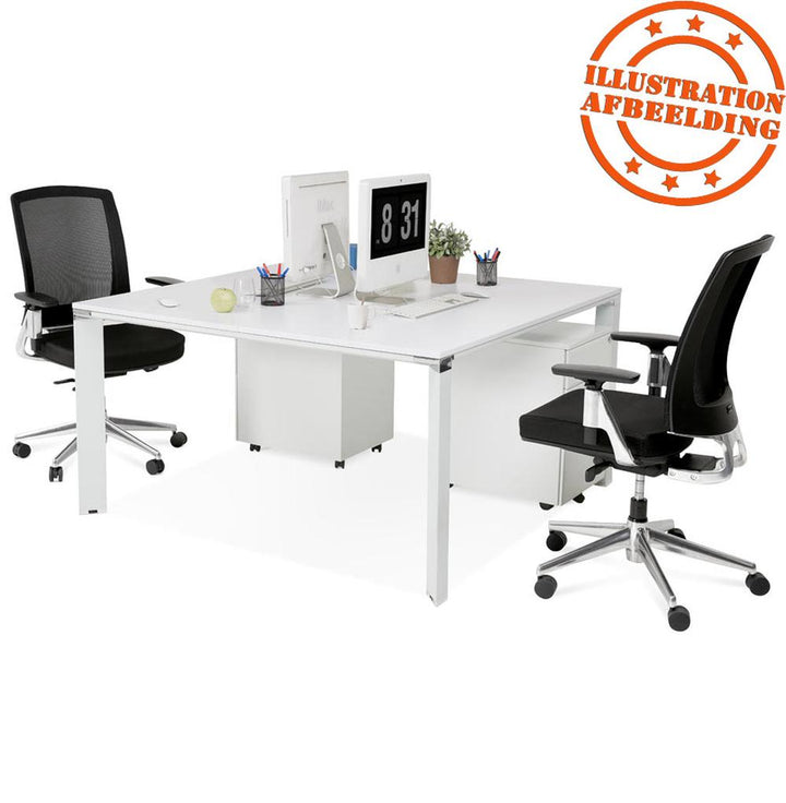 Büromöbel im Kontext - Minimalistischer Stil - platzsparendes quadratisches Design - passt perfekt in moderne Arbeitsumgebungen - Kadima Design_