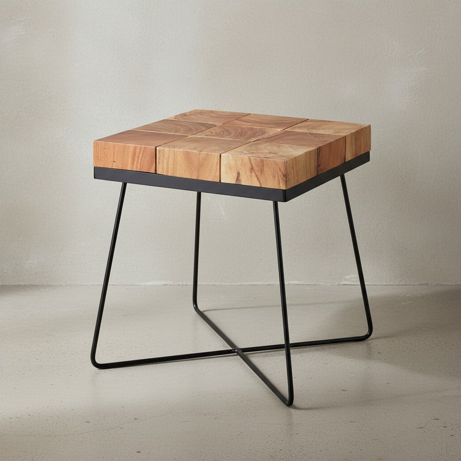 Quadratischer Beistelltisch Akazie_ Industrial-Style_ Massivholz_ Metallgestell - KADIMA DESIGN_Größe_ 45x45x51 cm_