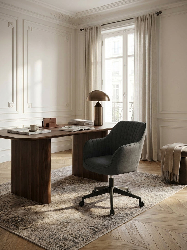 Bürostuhl Stoff anthrazit Nahaufnahme hochwertige Oberfläche Stoff mit sichtbarer Materialstruktur mit Rollen und Armlehnen Qualität Möbel Home Office Wohnen Einrichtung Interior Zuhause_