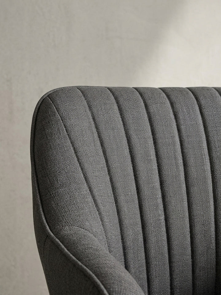 Bürostuhl Stoff anthrazit mit Rollen und Armlehnen 65x65x90 cm modern Design Möbel hochwertig Home Office Wohnzimmer Einrichtung Inspiration Wohnen Interior Zuhause elegant stilvoll Premium_
