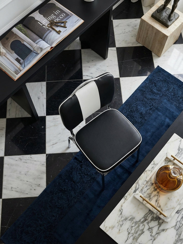 Esszimmerstuhl Kunstleder schwarz 47x45x90 cm Wohnidee Esszimmer Einrichtungsidee stilvoll kombinieren mit Polsterung Design Möbel Inspiration Wohnen Interior Zuhause Wohnzimmer modern_