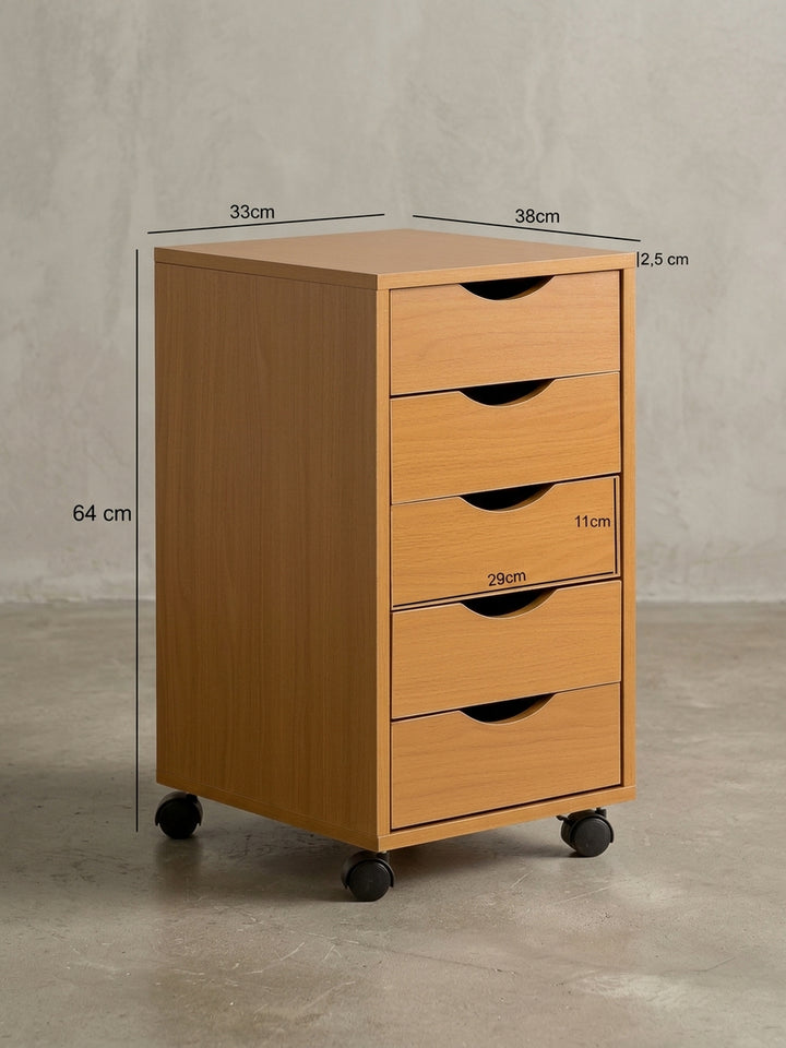 Alternative Perspektive des Schubladencontainers, die das Zusammenspiel der warmen Holztöne mit den dunklen Rollen fokussiert. Ideal als flexibler Schreibtisch-Container._