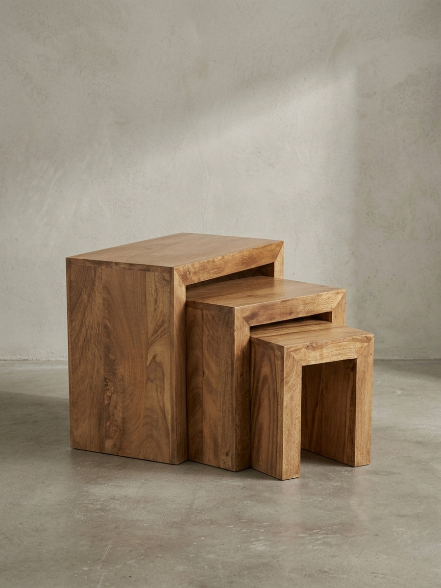 Satztische Akazie Massivholz braun 30x45x50 cm für Wohnzimmer Design Möbel modern hochwertig stilvoll robust langlebig Wohnen Einrichtung Interior Zuhause elegant Premium zeitgenössisch_