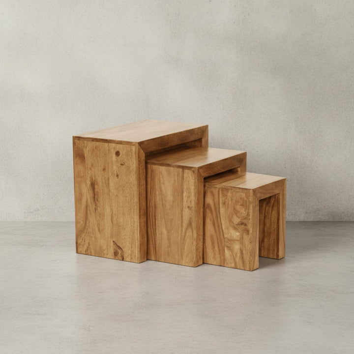 Satztisch Set_ 3-teilig_ Massivholz_ platzsparend_ handgefertigt_ 45x50x30 cm_ 37_5x37_5x28 cm_ 30x25x25 cm - KADIMA DESIGN_Farbe_ Beige_ Größe_ 50x30x50 cm_