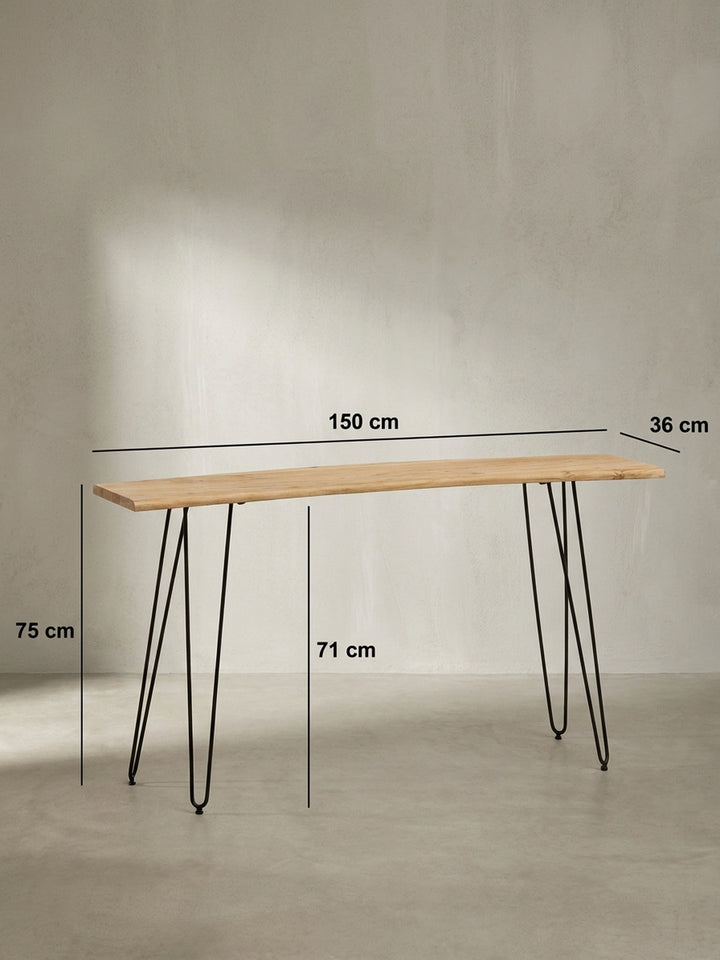 Technisches Maßbild des Schreibtischs mit den exakten Abmessungen: Breite 150 cm, Höhe 75 cm und Tiefe 36 cm für die Raumplanung._