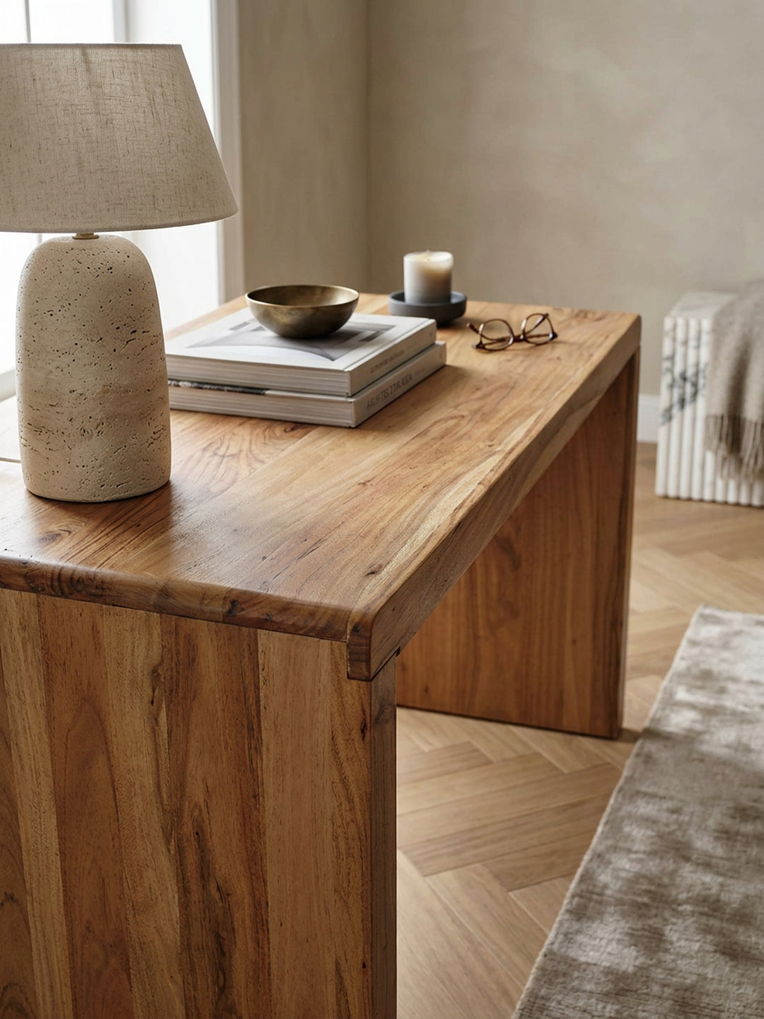 Schreibtisch TEKO_ Massivholz Sheesham_ 160x80 cm_ Stauraum_ abgerundete Ecken_ stabil - KADIMA DESIGN_Farbe_ Beige_ Größe_ 140x80x76 cm_