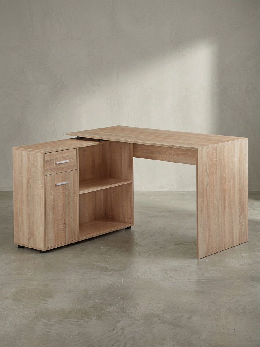 Eckschreibtisch 120x107 cm in Sonoma Eiche mit integriertem Regal Schublade und Schrankfach freigestellt vor weißem Hintergrund_