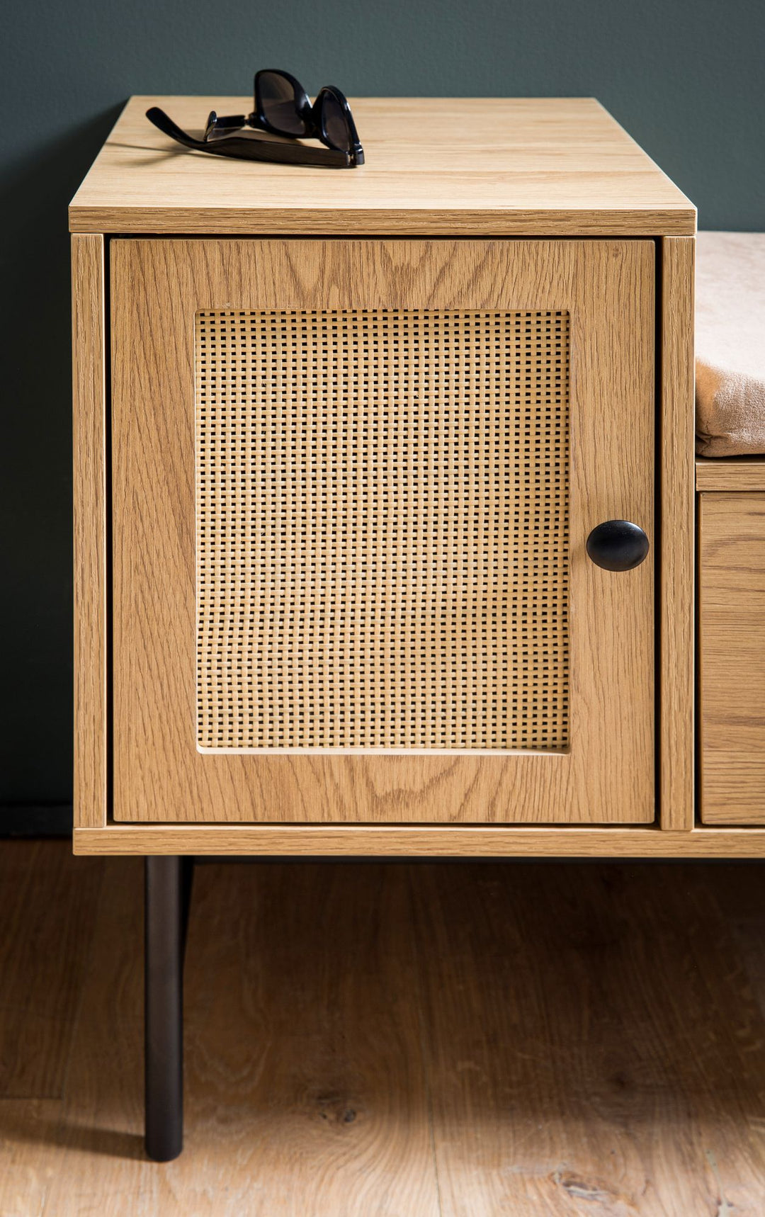 Schuhbank – Eiche-Dekor, 100x60x38 cm, Rattan-Elemente, gepolstert, mit Stauraum